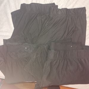4 pair of leggings